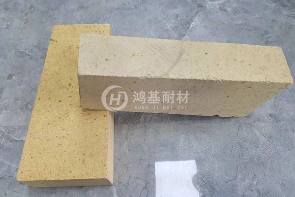 側楔形耐火磚