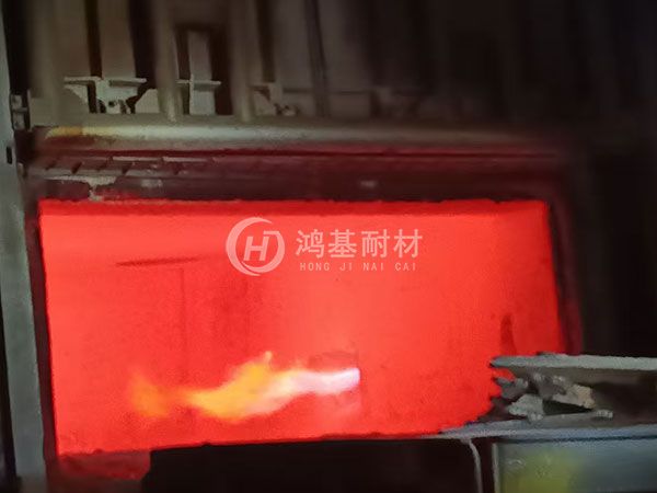 45噸雙室熔鋁爐試產