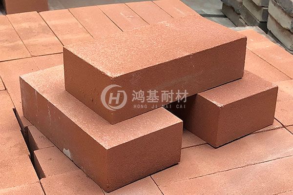 輕質粘土耐火磚