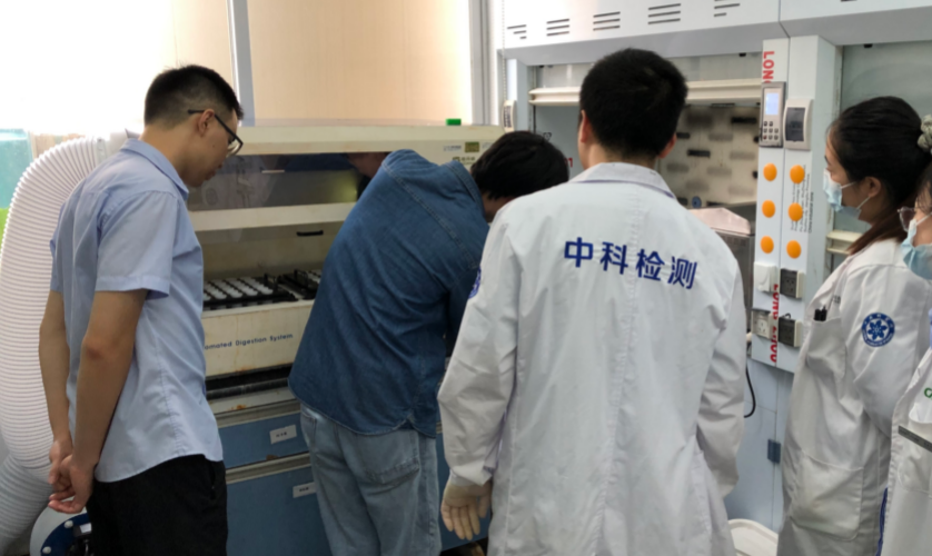 為中科檢測提供儀器升級優化及培訓服務現場 為中科檢測提供儀器升級優化及培訓服務現場